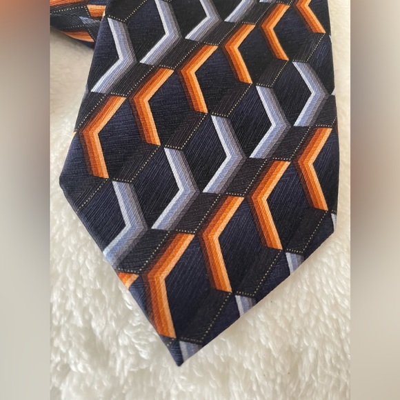 Colours Alexander Julian Tie 100% Silk Geometric Pattern - Picture 3 of 6
